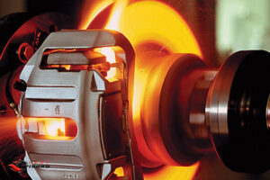 علت برنگشتن پیستون ترمز